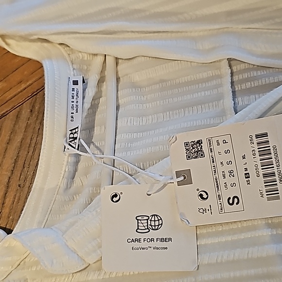 New ZARA Seersucker swimsuit beach cover up small - Picture 3 of 5